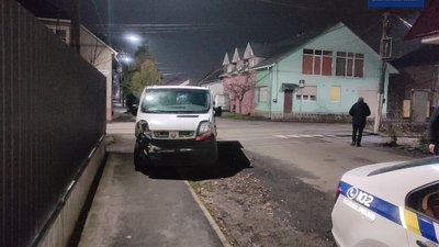 В Мукачеві правоохоронці знайшли водія, який вчинив ДТП і втік з місця пригоди В Мукачеві правоохоронці знайшли водія, який вчинив ДТП і втік з місця пригоди