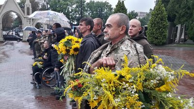 У Львові вшанували пам'ять загиблих захисників України У Львові вшанували пам'ять загиблих захисників України