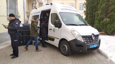 Черкаські правоохоронці отримали лабораторію для експрес-аналізу ДНК Черкаські правоохоронці отримали лабораторію для експрес-аналізу ДНК
