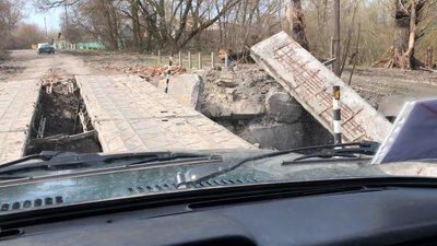 Новий будинок зводять благодійники жителю Чернігівщини, чия оселя згоріла за кілька годин до деокупації села Новий будинок зводять благодійники жителю Чернігівщини, чия оселя згоріла за кілька годин до деокупації села