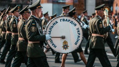 У Києві відбулася фінальна репетиція військового параду. Фоторепортаж У Києві відбулася фінальна репетиція військового параду. Фоторепортаж