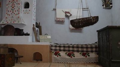 У музеї на Тернопільщині експонують стародавню скриню У музеї на Тернопільщині експонують стародавню скриню