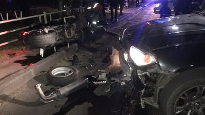 Юнак та його подруга у важкому стані в лікарні: наслідки нічної ДТП у Херсоні