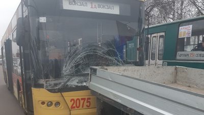 ДТП тролейбуси ДТП тролейбуси