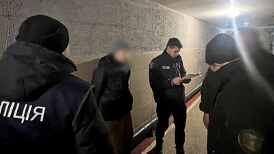 Засуджені у колонії займалися шахрайством через інтернет