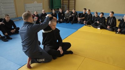 Як надавати домедичну допомогу – навчали курсантів університету, що переїхав у Вінницю