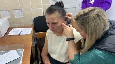 Тричі на тиждень вирушають у села: у трьох громадах Житомирщини працюють мобільні медичні бригади Тричі на тиждень вирушають у села: у трьох громадах Житомирщини працюють мобільні медичні бригади