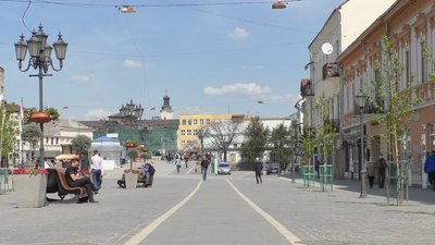 Працювати до 23 години та приймати клієнтів всередині дозволили закладам харчування на Закарпатті