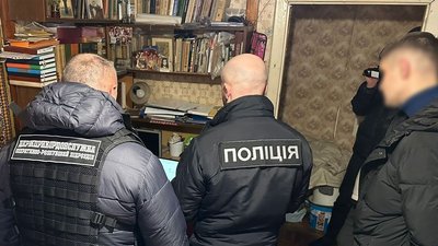 Обшук у підозрюваного в переправленні військовозобов'язаних за кордон
