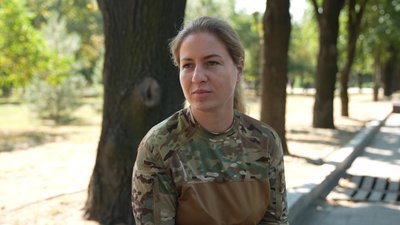 Медикиня 110 окремої бригади ТрО на позивний "Тайсон"