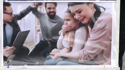 Фотовиставка "Без прикрас": херсонці долучились до всеукраїнської акції "16 днів проти насильства" Фотовиставка "Без прикрас": херсонці долучились до всеукраїнської акції "16 днів проти насильства"