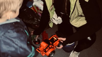 “Ми будемо тут до перемоги. І я вірю, що вона буде скоро”. Історія сім’ї зі столичної підземки “Ми будемо тут до перемоги. І я вірю, що вона буде скоро”. Історія сім’ї зі столичної підземки