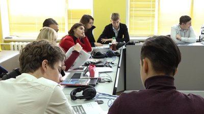Учні Першої гімназії