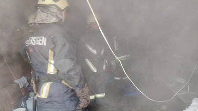 У Запоріжжі під час пожежі у гаражі постраждав чоловік