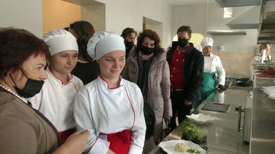 На Херсонщині в Новокаховському ПТУ відкрили кулінарну лабораторію