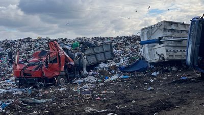 Вантажівки після ДТП