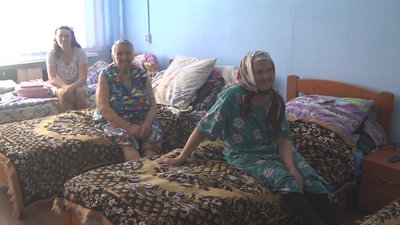 "На серці досі тривога", — переселенці, що живуть у Запорізькому інтернаті розповіли, як оговтуються від пережитого "На серці досі тривога", — переселенці, що живуть у Запорізькому інтернаті розповіли, як оговтуються від пережитого