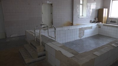 Це єдиний навчальний заклад у Новгороді-Сіверському, який має басейн. Це єдиний навчальний заклад у Новгороді-Сіверському, який має басейн.