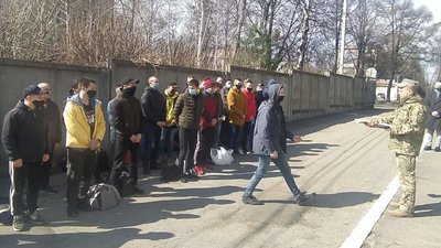 23 призовника строкової служби із Сум відправили до армії