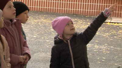 На черкаській школі створюють стінопис за мотивами дитячої ілюстраторки На черкаській школі створюють стінопис за мотивами дитячої ілюстраторки