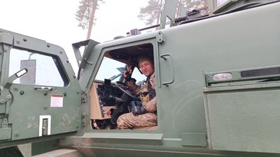 "Він захищав наш сон": У Сумах попрощалися із військовим Романом Лисенком "Він захищав наш сон": У Сумах попрощалися із військовим Романом Лисенком