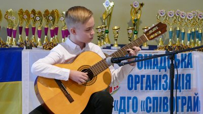 Юний гітарист з Черкас переміг у міжнародному конкурсі Юний гітарист з Черкас переміг у міжнародному конкурсі