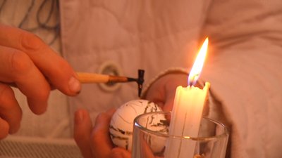 У бібліотеці Житомира проходять заняття з писанкарства У бібліотеці Житомира проходять заняття з писанкарства
