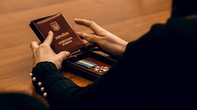 Родини полеглих захисників з Вінниччини отримали державні нагороди