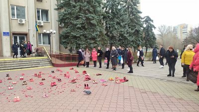 У Черкасах відбулася акція проти домашнього насилля У Черкасах відбулася акція проти домашнього насилля