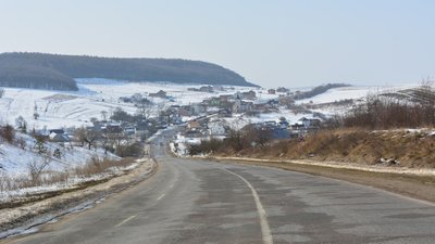 Понад 200 кілометрів доріг державного значення планують відремонтувати цього року
