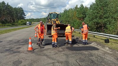 Ремонт покриття на трасі Київ — Ковель — Ягодин