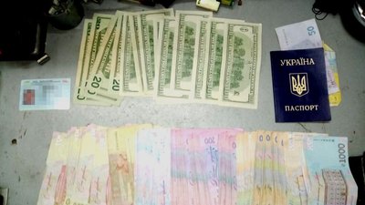 У Рівному викрили нарколабораторію та наркоторговців. Троє в СІЗО – поліція У Рівному викрили нарколабораторію та наркоторговців. Троє в СІЗО – поліція