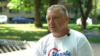 «Ніяких бомбосховищ»: полтавець Сергій Чумак про життя людей з інвалідністю в умовах війни «Ніяких бомбосховищ»: полтавець Сергій Чумак про життя людей з інвалідністю в умовах війни