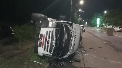 ДТП зі "швидкою" в Ужгороді: за кермом легкового авто був чиновник