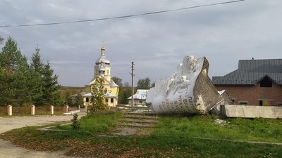 У Бориславській громаді на Львівщині знесли пам’ятник тоталітарного режиму