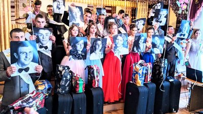 Майже 70 тис. грн зібрали франківські волонтери для пакування "валіз у майбутнє" Майже 70 тис. грн зібрали франківські волонтери для пакування "валіз у майбутнє"