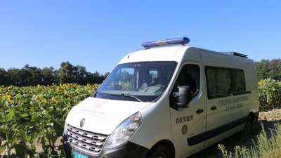 У Чернігові підозрюваного у вбивстві 7-річного сина у соняшниковому полі визнали неосудним