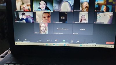 Навчає онлайн своїх чотирикласників та працює з українськими дітьми в Нідерландах: історія вчительки з Херсона Навчає онлайн своїх чотирикласників та працює з українськими дітьми в Нідерландах: історія вчительки з Херсона