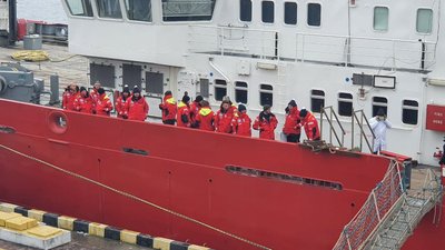 Криголам "Ноосфера" вирушив у свій перший рейс з Одеси