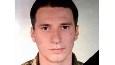 Захищаючи Україну, загинули троє бійців з Дніпропетровщини Захищаючи Україну, загинули троє бійців з Дніпропетровщини