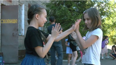 Моделювання, бісероплетіння та паперопластика: в Черкасах діє літня дитяча школа технічного всеобучу Моделювання, бісероплетіння та паперопластика: в Черкасах діє літня дитяча школа технічного всеобучу