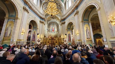 Хресна дорога в Архикатедральному Соборі Непорочного Зачаття Пресвятої Богородиці Хресна дорога в Архикатедральному Соборі Непорочного Зачаття Пресвятої Богородиці