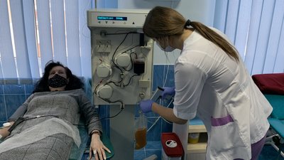 Плазму для лікування COVID-19 можна здати в Закарпатській станції переливання крові