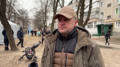 В сумську п’ятиповерхівку влучив російський безпілотник — в якому стані будинок В сумську п’ятиповерхівку влучив російський безпілотник — в якому стані будинок