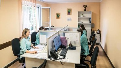 Психологічна та медична допомога онлайн. Куди звертатися прикарпатцям та переселенцям