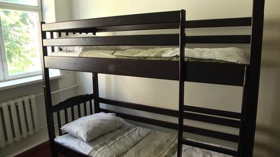 Тимчасове житло: в Андрушівці для переселенців готують кімнати в соціальному гуртожитку Тимчасове житло: в Андрушівці для переселенців готують кімнати в соціальному гуртожитку