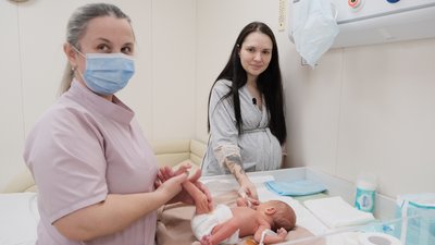 У Чернівцях вимушена переселенка народила двійню. Де вагітним отримати консультації в місті У Чернівцях вимушена переселенка народила двійню. Де вагітним отримати консультації в місті
