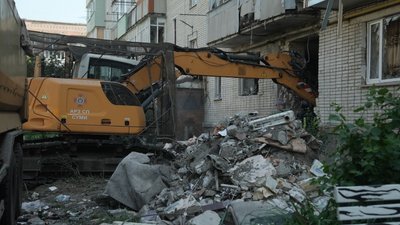 Будинок у Конотопі після влучання російського БпЛА, 8 червня 2026 року