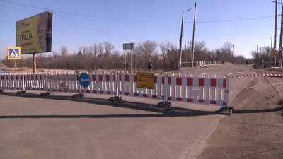 У Слов'янську рух через міст обіцяють відновити протягом трьох днів