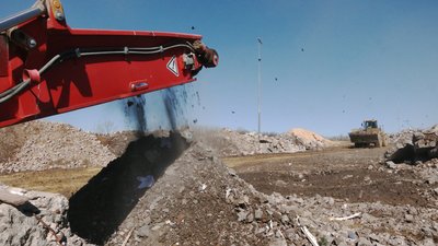 Як переробляють відходи руйнацій на Харківщині Як переробляють відходи руйнацій на Харківщині